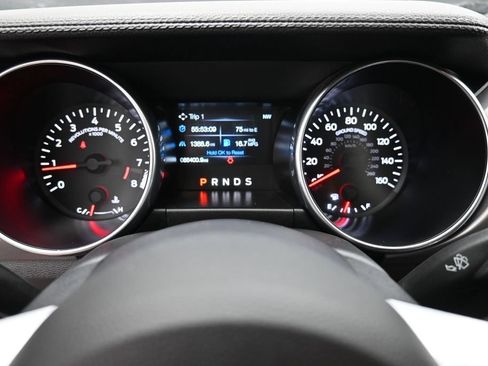 Used 2018 Ford Mustang GT Premium RWD image 4