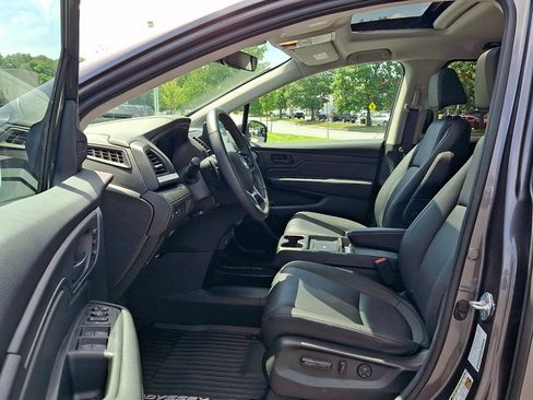 Certified 2026 Honda Odyssey EX-L image 16