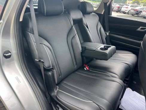 Used 2025 Genesis GV80 2.5T Prestige AWD/4WD image 41