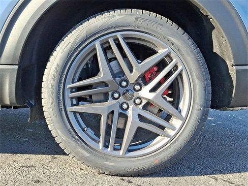 New 2026 Ford Explorer ST-Line w/ ST-Line Street Pack image 5