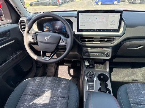 New 2025 Ford Bronco Sport Heritage w/ Convenience Package AWD/4WD image 8