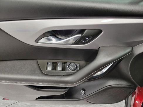 Used 2023 Chevrolet Blazer LT image 25