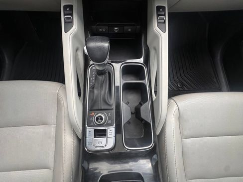 Used 2020 Kia Telluride S AWD/4WD image 24