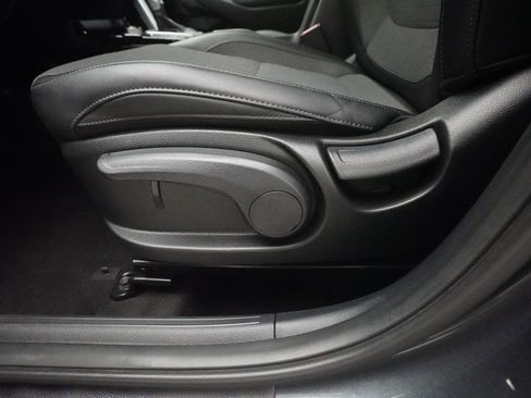 Used 2023 Kia Seltos Nightfall Edition image 28