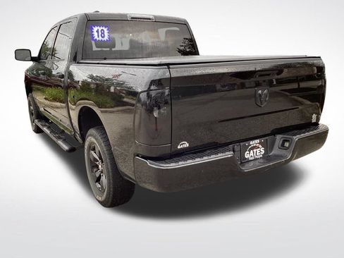 Used 2018 RAM 1500 Express AWD/4WD image 7