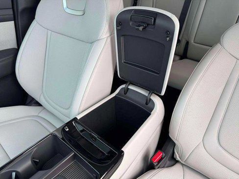 New 2026 Hyundai Tucson Limited image 18