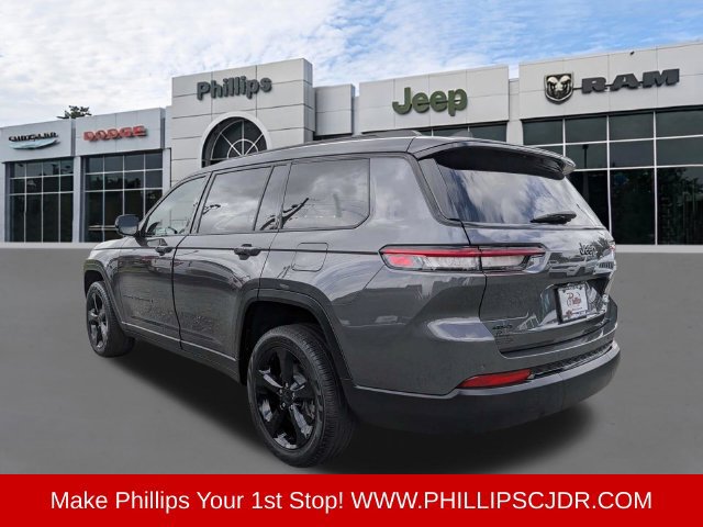 Used 2024 Jeep Grand Cherokee L Limited w/ Black Appearance Package AWD/4WD image 5