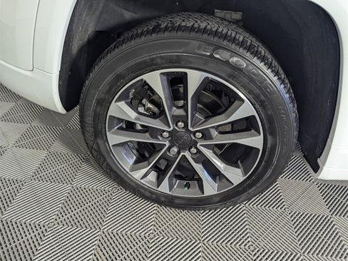 Used 2023 Jeep Grand Cherokee Overland image 17