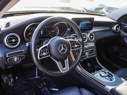 Used 2019 Mercedes-Benz C 300 Sedan image 17