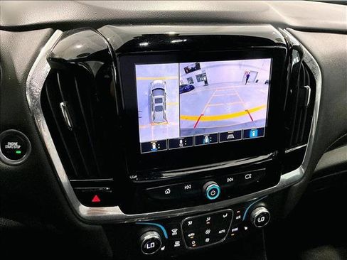 Used 2023 Chevrolet Traverse RS FWD image 23