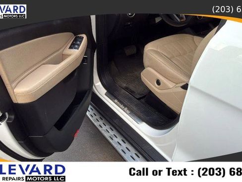 Used 2017 Mercedes-Benz GLS 450 4MATIC image 26
