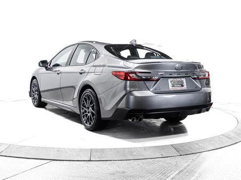 Certified 2025 Toyota Camry SE w/ Convenience Package image 8
