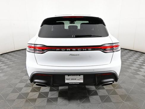 Certified 2025 Porsche Macan image 29