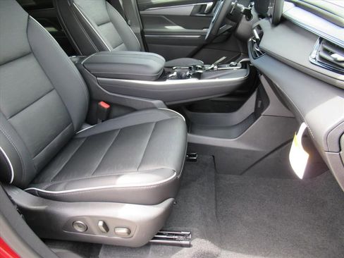 New 2026 Buick Enclave Sport Touring w/ Power Package image 9