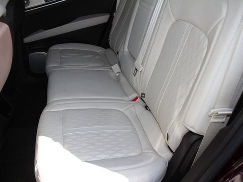 Certified 2022 Lincoln Nautilus Black Label AWD/4WD image 15