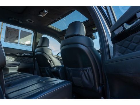 Used 2020 Hyundai Palisade Limited image 18
