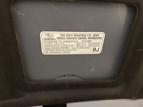 Used 2014 Subaru Forester 2.5i Limited image 32