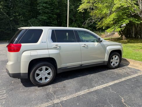 Used 2014 GMC Terrain SLE FWD image 12