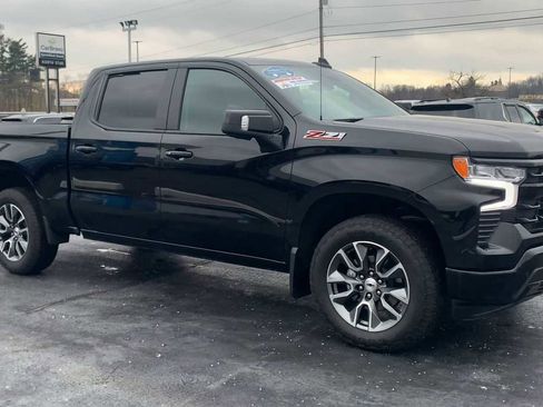 Certified 2025 Chevrolet Silverado 1500 RST image 2