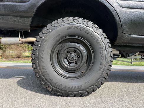 Used 1996 Toyota Land Cruiser image 25