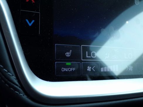 Used 2025 Subaru Outback Limited image 23