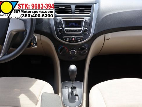 Used 2016 Hyundai Accent SE FWD image 16