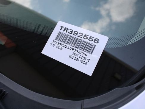 Used 2012 Ford Fusion SE image 36