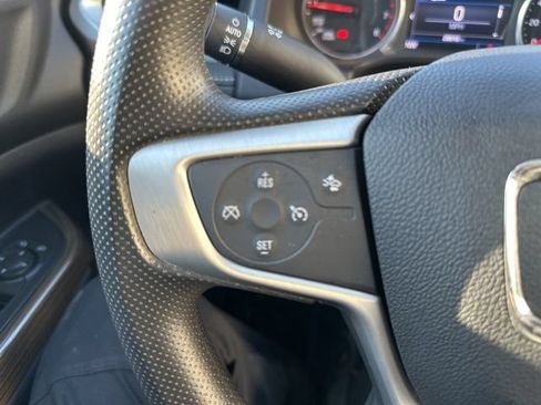 Used 2023 GMC Acadia SLE w/ Driver Convenience Package AWD/4WD image 24
