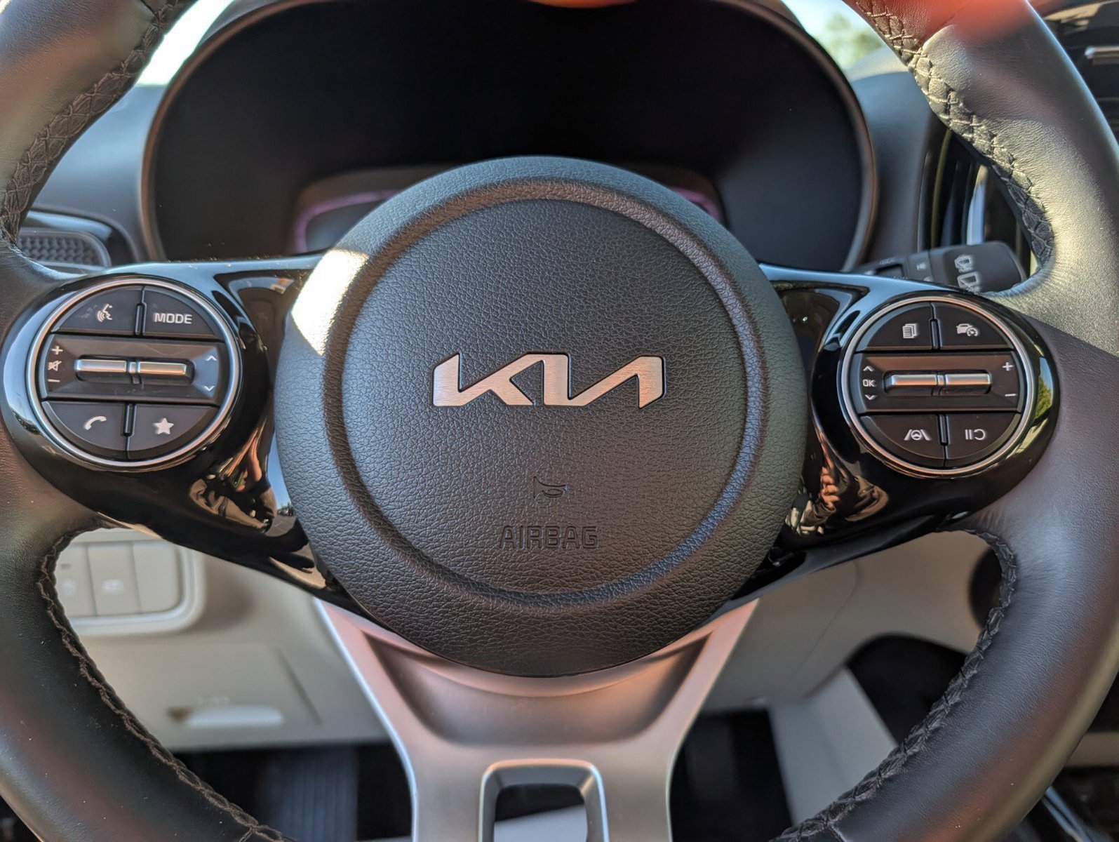 Used 2024 Kia Soul EX FWD image 29