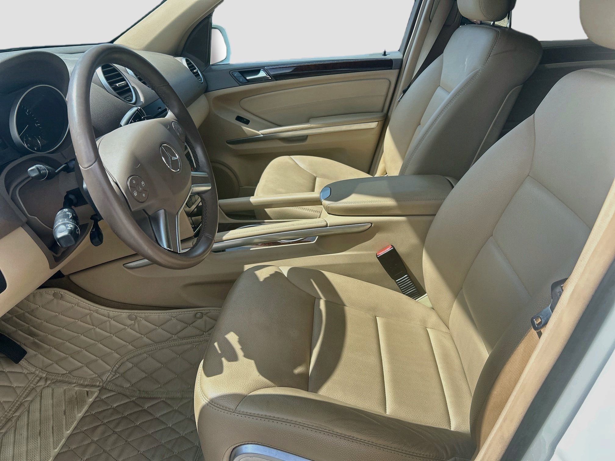 Used 2010 Mercedes-Benz ML 350 2WD image 23