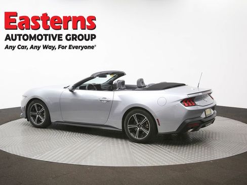 Used 2025 Ford Mustang Premium RWD image 59