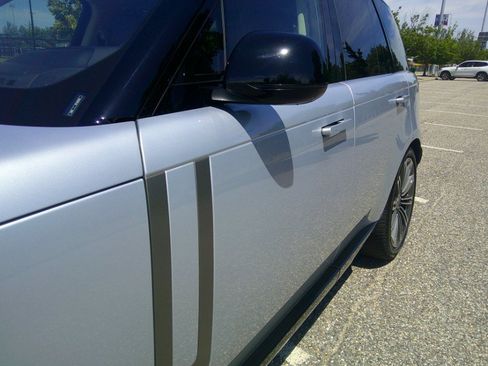 Used 2023 Land Rover Range Rover SE AWD/4WD image 36