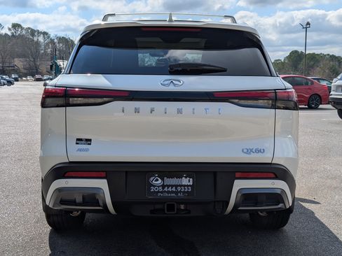 Used 2025 INFINITI QX60 Sensory w/ Vision Package image 8