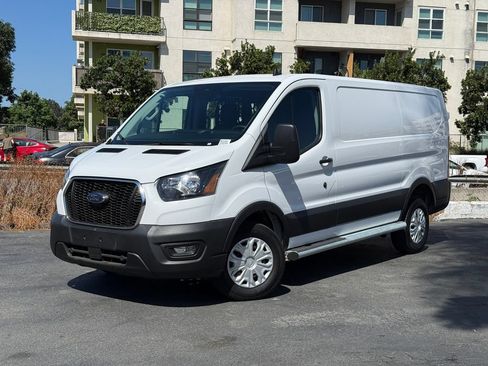 Used 2025 Ford Transit 250 Low Roof w/ Exterior Upgrade Package RWD image 2