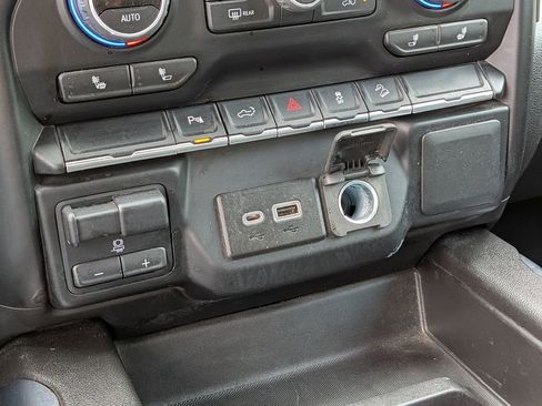 Used 2022 Chevrolet Silverado 2500 LT w/ All Star Edition image 29