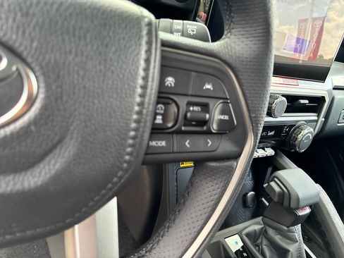 New 2026 Toyota 4Runner TRD Off-Road Premium AWD/4WD image 24
