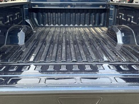 Used 2022 Chevrolet Silverado 2500 LT w/ Convenience Package image 26