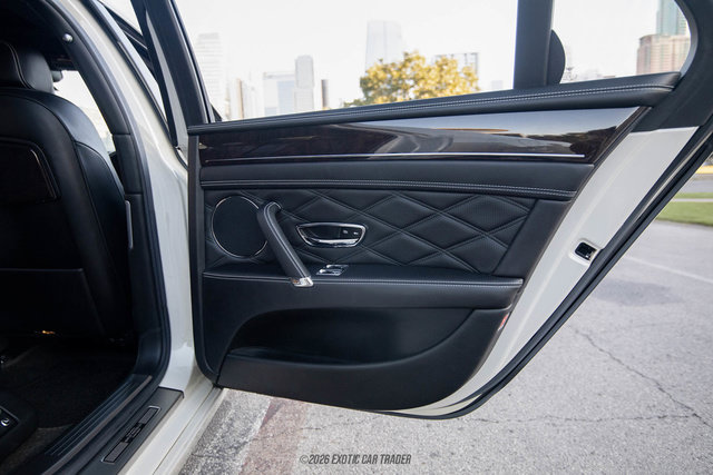 Used 2015 Bentley Flying Spur W12 AWD/4WD image 42