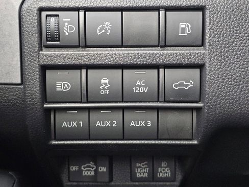 Used 2024 Toyota Tacoma 4x4 Double Cab Hybrid image 14
