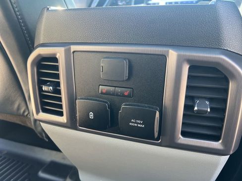 Used 2022 Ford F450 Limited w/ FX4 Off-Road Package image 88