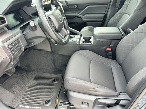 Used 2026 Toyota Tacoma SR5 RWD image 6