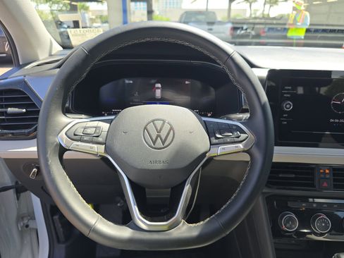 Used 2025 Volkswagen Taos S image 11