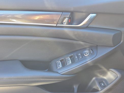 Used 2021 Honda Accord Sport image 27
