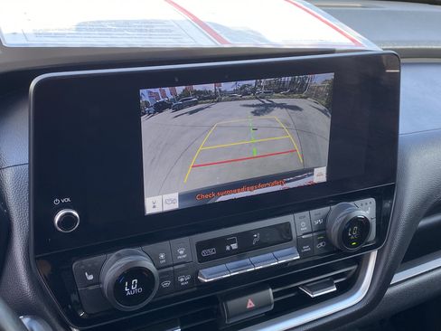 Certified 2024 Toyota Grand Highlander FWD image 24