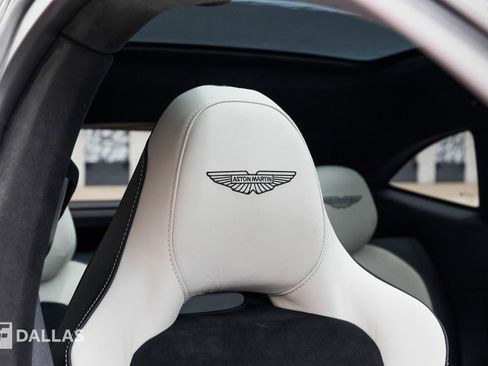 Used 2025 Aston Martin DBX 707 image 37