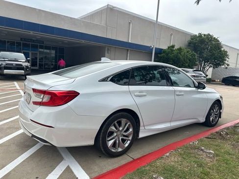 Used 2019 Honda Accord LX image 3