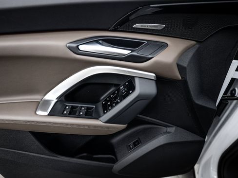 New 2025 Audi Q5 2.0T Premium Plus image 11