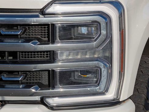 Certified 2024 Ford F250 Platinum AWD/4WD image 10