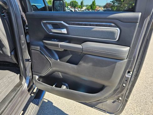 Used 2022 RAM 1500 Big Horn AWD/4WD image 14