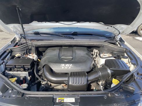 Used 2014 Jeep Grand Cherokee Laredo image 24